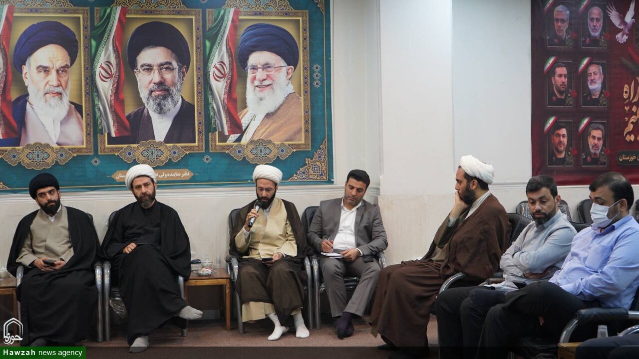نشست تقویت اجتماعات مردمی در میادین اصلی کلانشهر اهواز