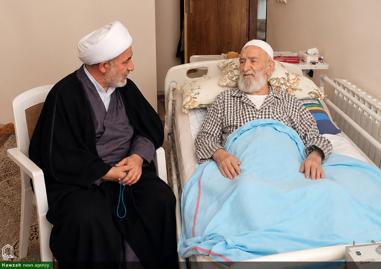 مدیرعامل مجتمع‌های مفتاح از حجت‌الاسلام‌ والمسلمین راشد یزدی عیادت کرد