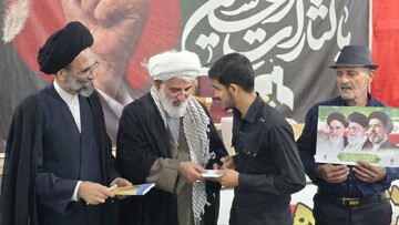 تصاویر/ مراسم چهلم رهبر شهید انقلاب آیت‌الله‌العظمی خامنه‌ای در حسین‌آبادکویر