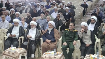 همایش ائمه جماعات، فرماندهان پایگاه‌ها و نمایندگان هیئات امنای مساجد منطقه کاشان برگزار شد