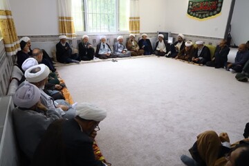 تصاویر/ جلسه جامعه روحانیت بخش دودانگه ساری با حضور نماینده ولی فقیه در مازندران