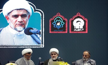 بینش تاریخی رهبر شهید باید در تراز یک اندیشمند درجه اول جهان اسلام بازخوانی شود