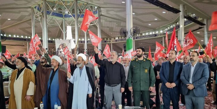 تصاویر/مراسم گرامیداشت اربعین رهبر شهید امام سید علی خامنه‌ای در اراک