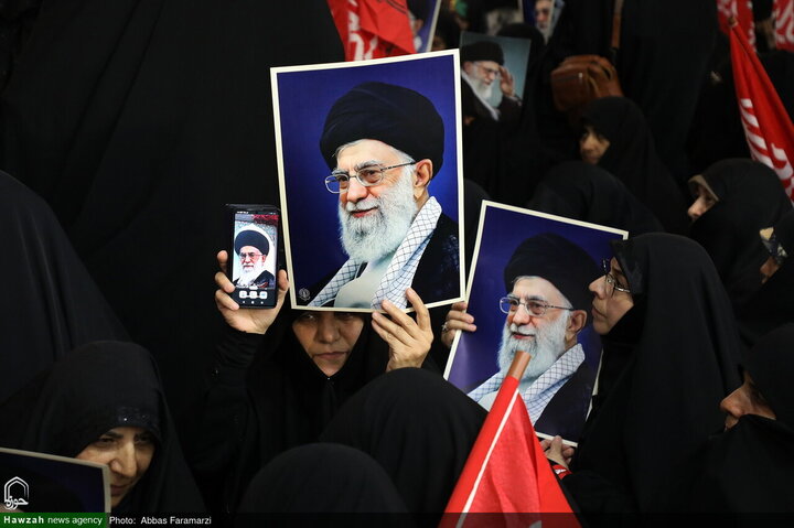 Photos/Le deuil d’une nation : La douleur sacrée de l’absence de l’Imam Martyr