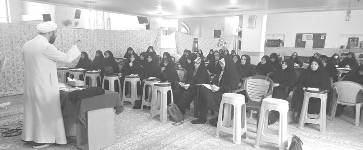 تصاویر/ دوره توانمندسازی مربیان طرح امین ویژه فعالان تربیتی خواهران در کاشان