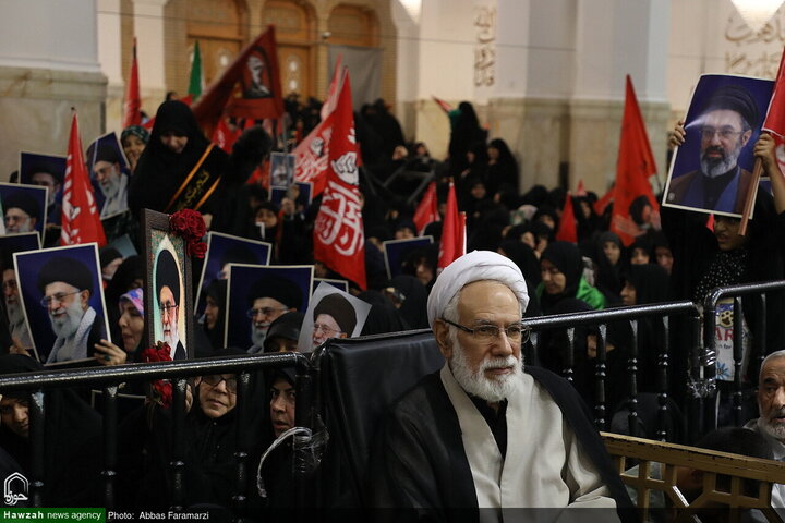 مراسم أربعينية تشييع قائد الثورة الشهيد آية الله العظمى الخامنئي في مرقد السيدة فاطمة المعصومة (عليها السلام)