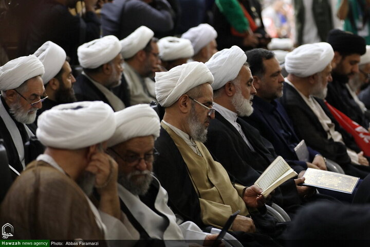 مراسم أربعينية تشييع قائد الثورة الشهيد آية الله العظمى الخامنئي في مرقد السيدة فاطمة المعصومة (عليها السلام)