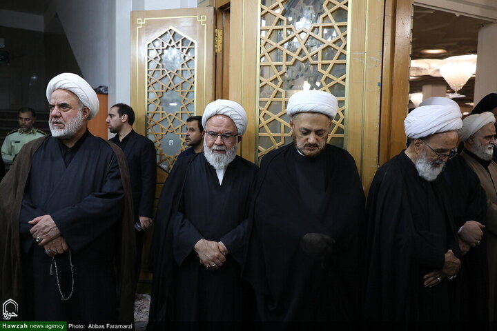 مراسم أربعينية تشييع قائد الثورة الشهيد آية الله العظمى الخامنئي في مرقد السيدة فاطمة المعصومة (عليها السلام)
