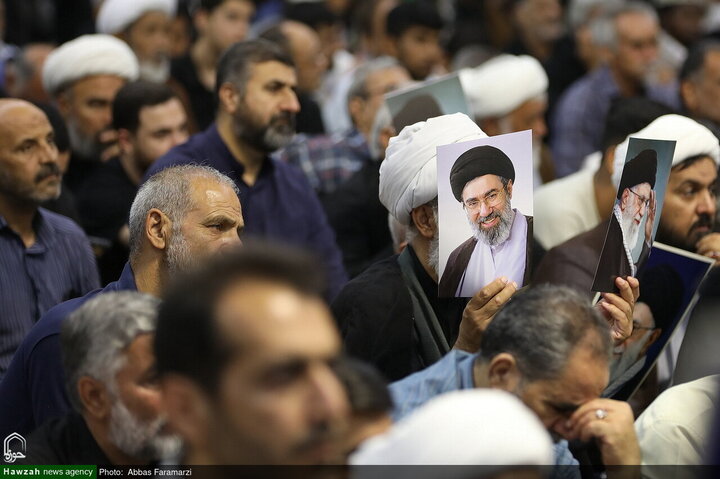 مراسم أربعينية تشييع قائد الثورة الشهيد آية الله العظمى الخامنئي في مرقد السيدة فاطمة المعصومة (عليها السلام)