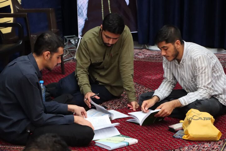 تصاویر/ فعالیت‌های طلاب در دوره اختبار و تثبیت مدرسه علمیه آیت‌الله مجتهدی