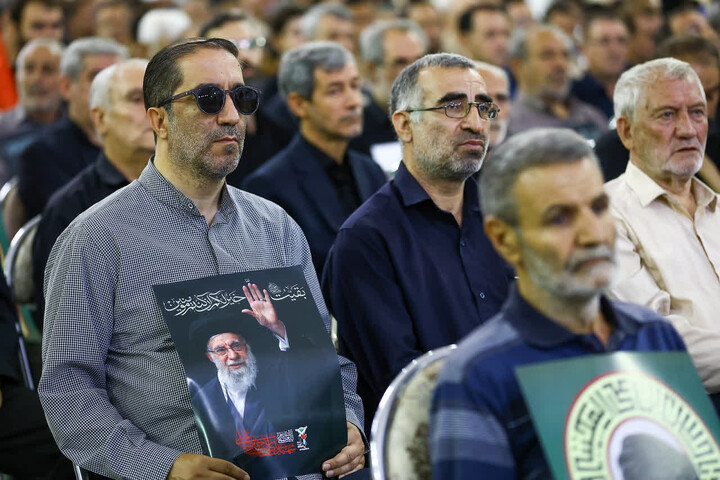 تصاویر / آیین گرامیداشت چهلمین روز خاکسپاری رهبرشهید انقلاب در تبریز