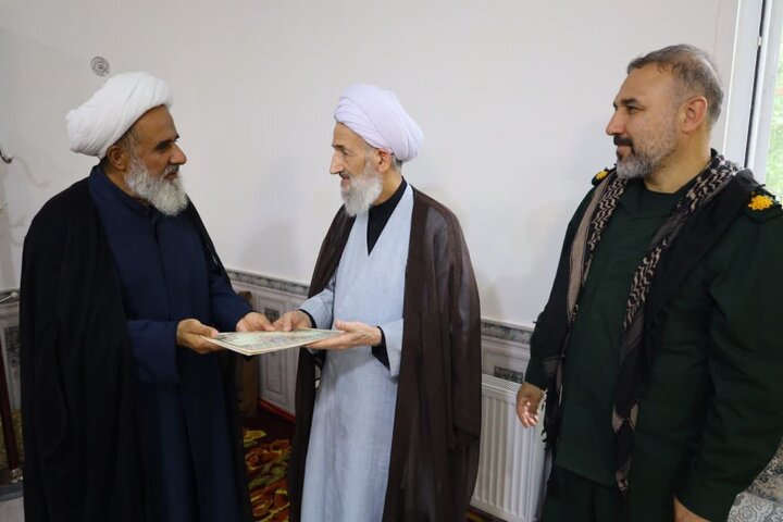 تصاویر/ جلسه جامعه روحانیت بخش دودانگه ساری با حضور نماینده ولی فقیه در مازندران