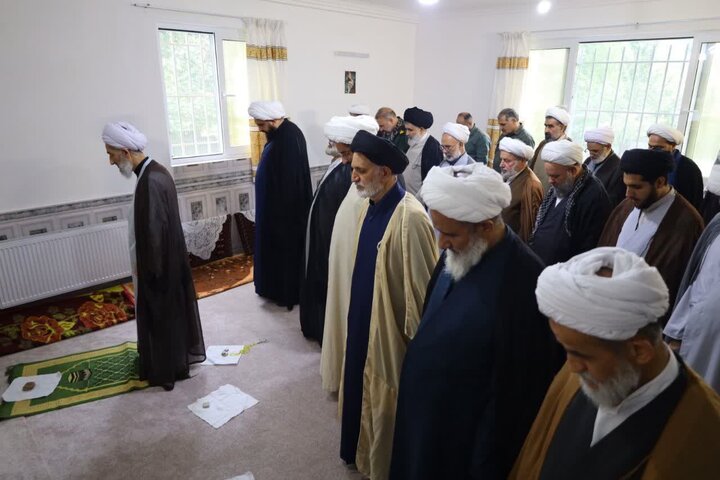 تصاویر/ جلسه جامعه روحانیت بخش دودانگه ساری با حضور نماینده ولی فقیه در مازندران