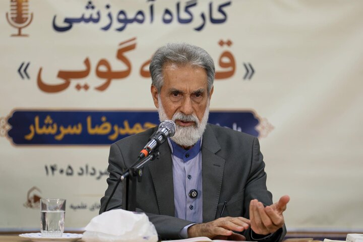 تصاویر روز اول کارگاه آموزشی فن قصه گویی
