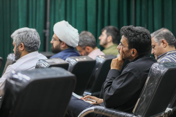 تصاویر روز اول کارگاه آموزشی فن قصه گویی