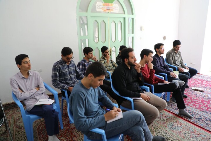 بسته تصویری از آخرین روز میثاق طلبگی ١۴٠۵ حوزه علمیه استان یزد