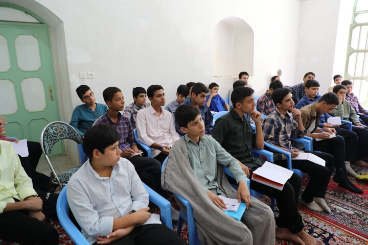 بسته تصویری از آخرین روز میثاق طلبگی ١۴٠۵ حوزه علمیه استان یزد