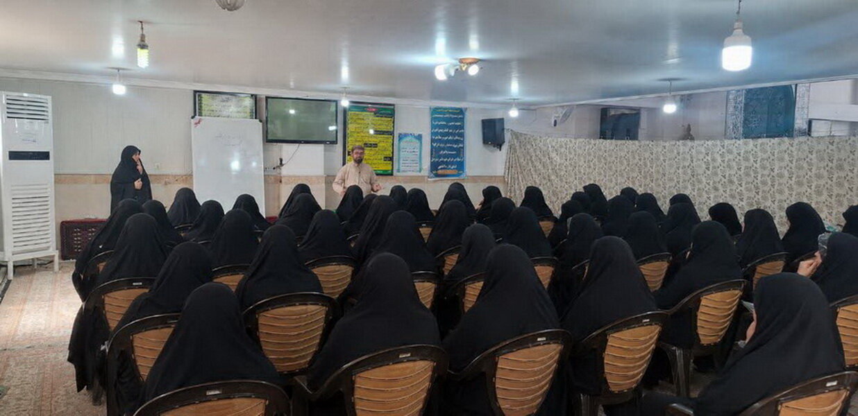 تصاویر/ دوره توانمندسازی مربیان طرح امین ویژه فعالان تربیتی خواهران در کاشان