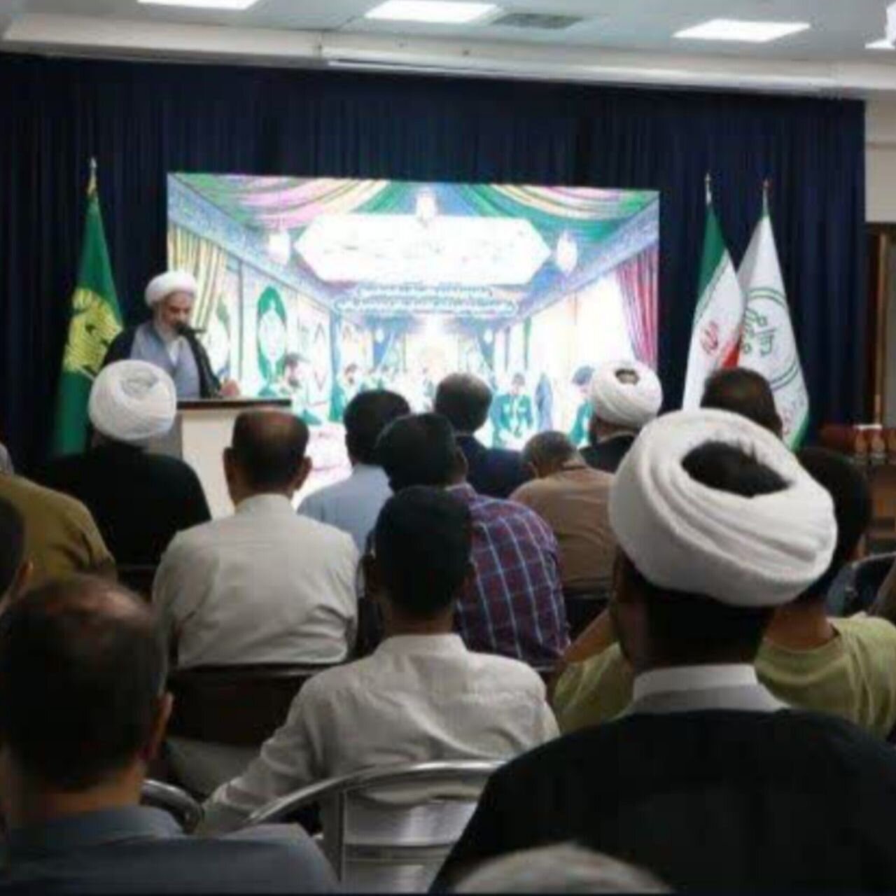مواکب حسینی باید از یک فعالیت مناسبتی به یک شبکه دائمی خدمت‌رسانی و جریان‌سازی تبدیل شوند