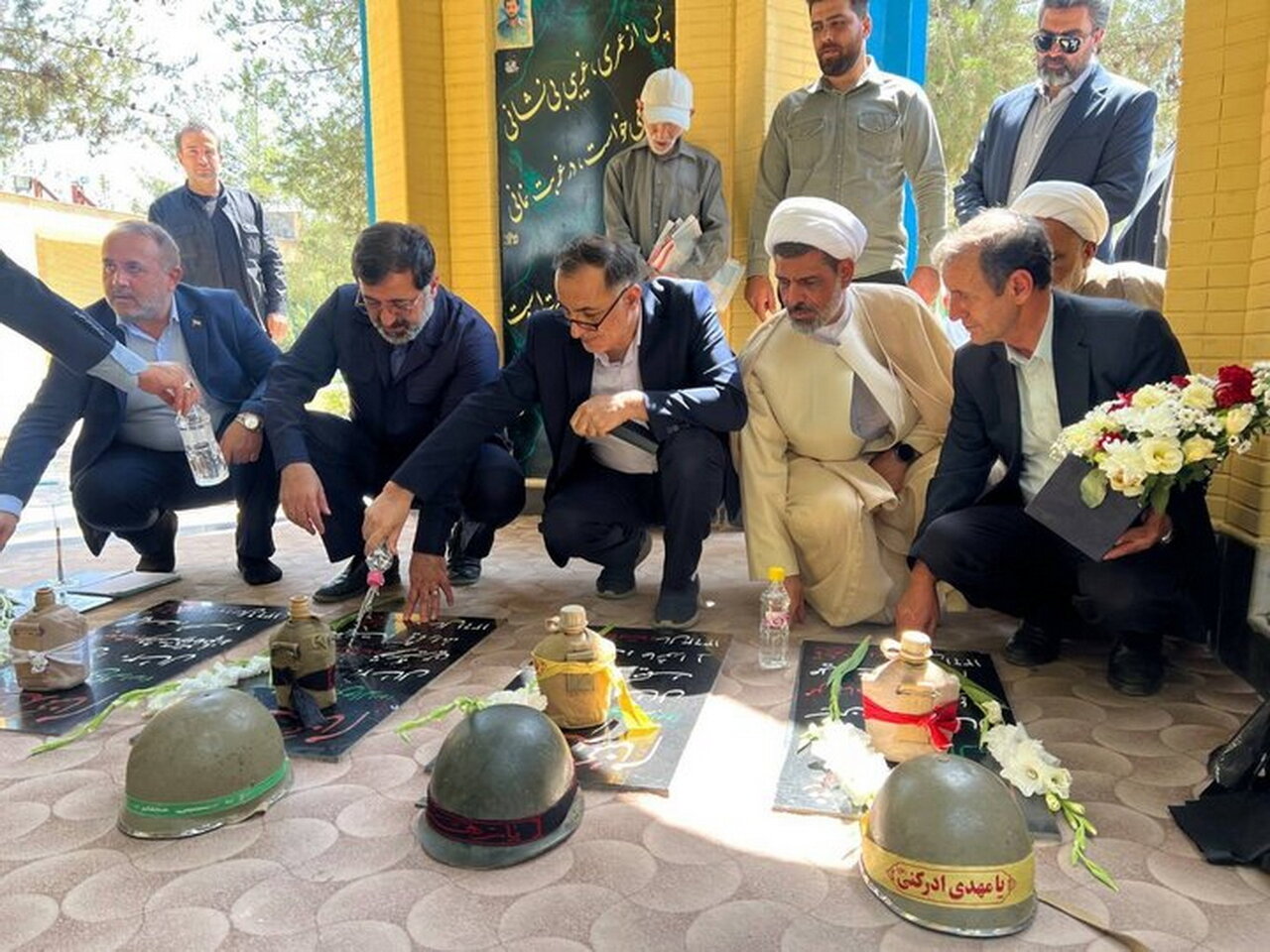 رئیس بنیاد شهید و امور ایثارگران کشور به قم سفر کرد