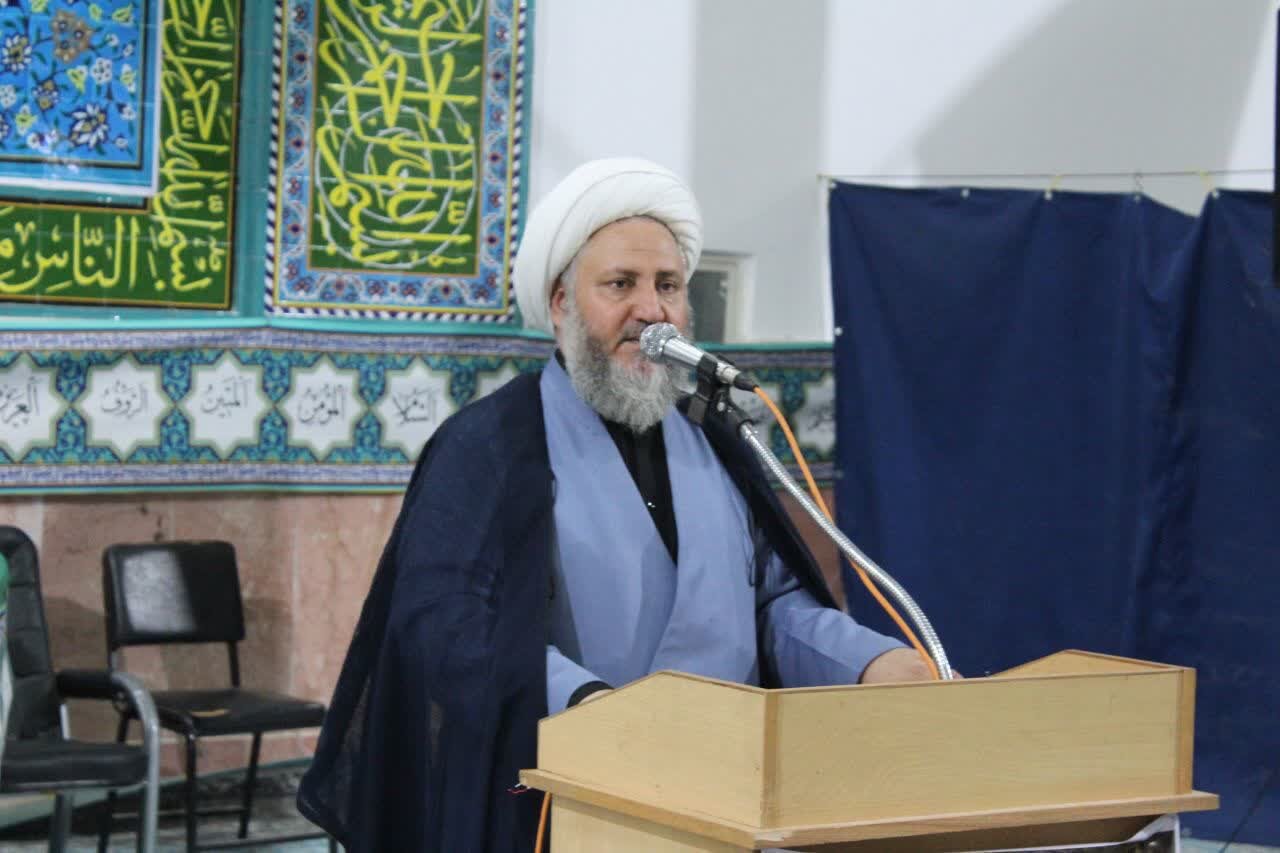 رونق‌بخشی به مساجد و جذب نسل جوان، رسالتی تاریخی بر دوش ائمه جماعات است
