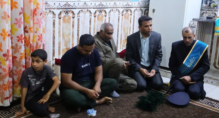 تصاویر/حضور خادمان مسجد جمکران در جزیزه قشم