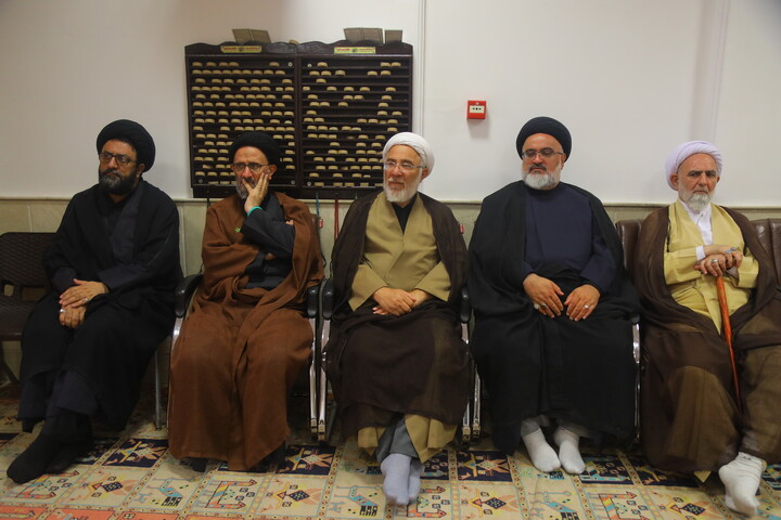 تصاویر/ مراسم عزاداری شهادت امام حسن عسکری (ع) در دفتر آیت الله العظمی جوادی آملی