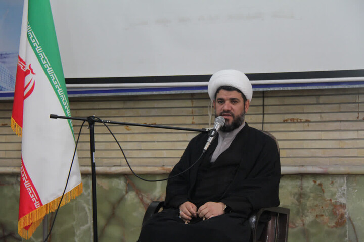 تصاویر/ برگزاری دوره میثاق طلبگی طلاب بوشهر