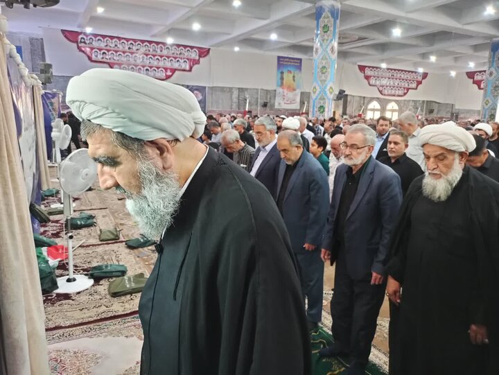 تصاویر/ نمازعبادی سیاسی جمعه کاشان