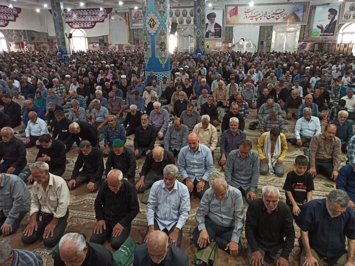 تصاویر/ نمازعبادی سیاسی جمعه کاشان