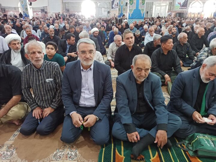 تصاویر/ نمازعبادی سیاسی جمعه کاشان