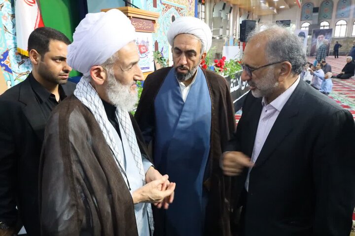 تصاویر/ نماز عبادی سیاسی جمعه در شهرستان ساری