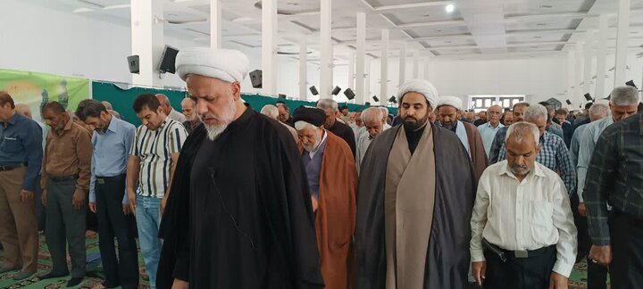تصاویر/اقامه نماز عبادی سیاسی جمعه در ساوه