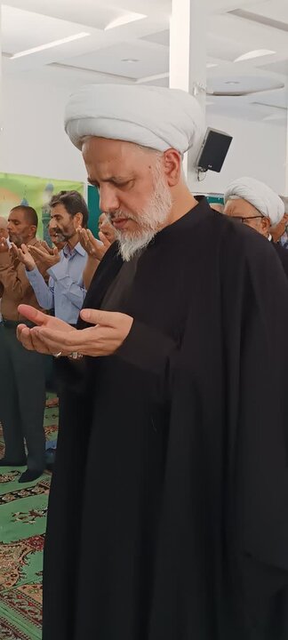 تصاویر/اقامه نماز عبادی سیاسی جمعه در ساوه
