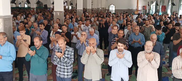 تصاویر/اقامه نماز عبادی سیاسی جمعه در ساوه