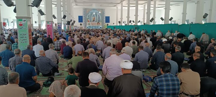 تصاویر/اقامه نماز عبادی سیاسی جمعه در ساوه