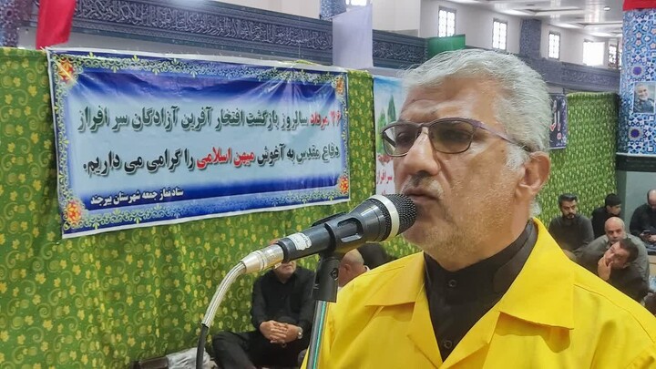 تصاویر| نماز جمعه عبادی سیاسی بیرجند