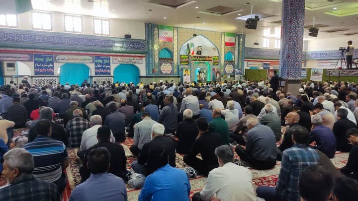 تصاویر| نماز جمعه عبادی سیاسی بیرجند