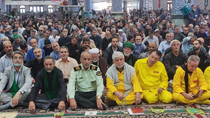 تصاویر| نماز جمعه عبادی سیاسی بیرجند