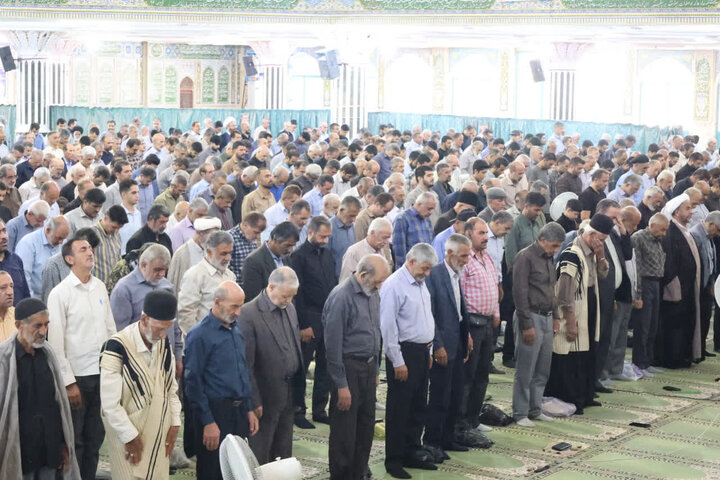 تصاویر/ نماز عبادی سیاسی جمعه در شهرکرد