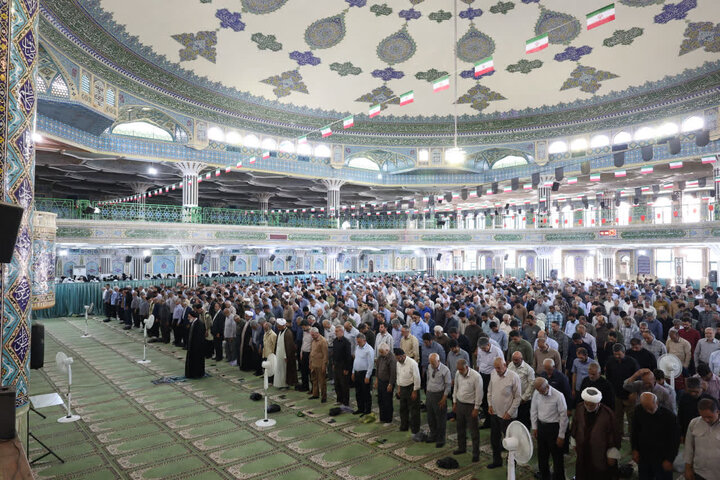 تصاویر/ نماز عبادی سیاسی جمعه در شهرکرد