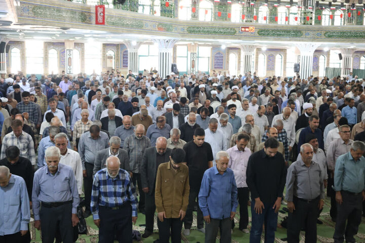 تصاویر/ نماز عبادی سیاسی جمعه در شهرکرد