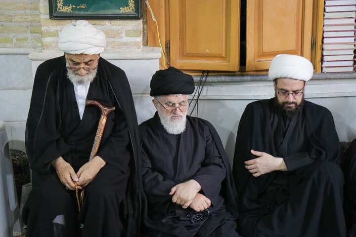 تشییع مرحوم حجت الاسلام والمسلمین عبدالسید محمودی بهبهانی (واعظ) در قم