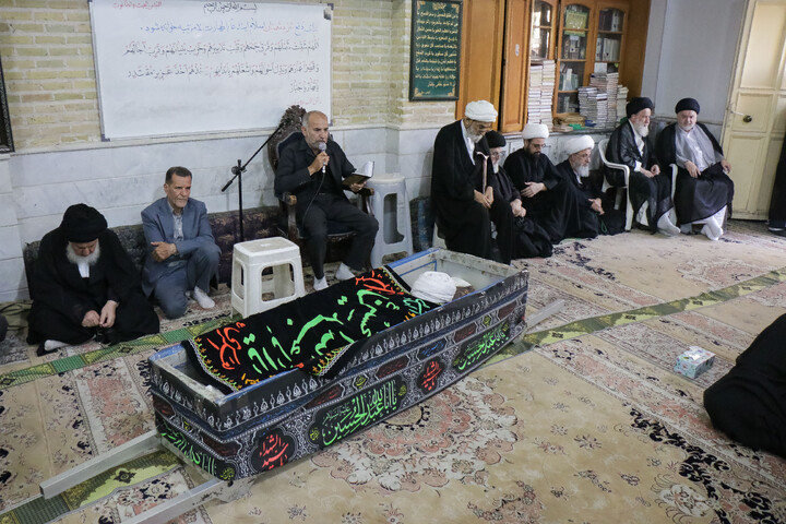 تشییع مرحوم حجت الاسلام والمسلمین عبدالسید محمودی بهبهانی (واعظ) در قم