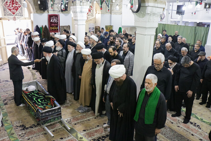 تشییع مرحوم حجت الاسلام والمسلمین عبدالسید محمودی بهبهانی (واعظ) در قم