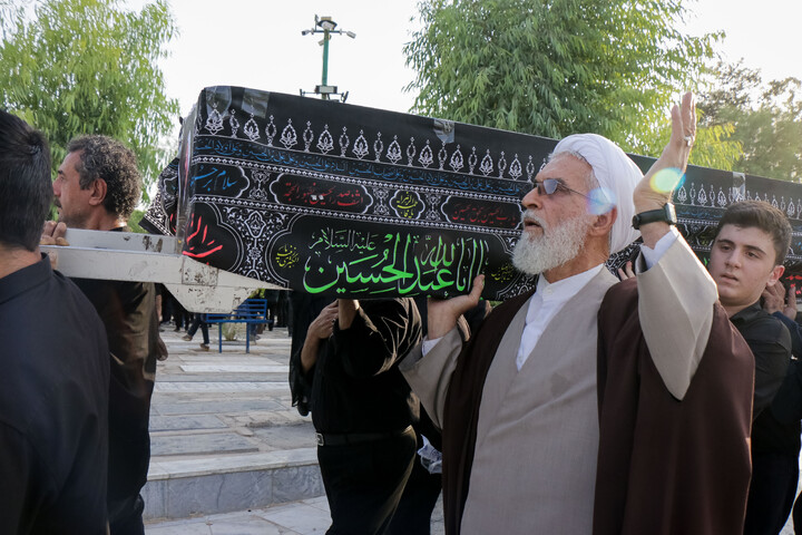 تشییع مرحوم حجت الاسلام والمسلمین عبدالسید محمودی بهبهانی (واعظ) در قم