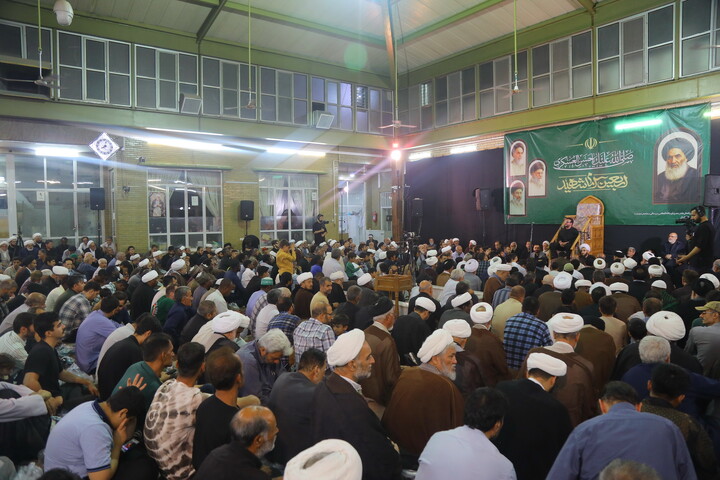 تصاویر / مراسم اربعین تدفین رهبر شهید در دفتر آیت الله العظمی سیستانی در قم