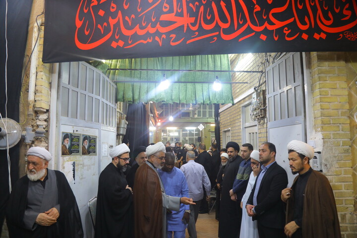 تصاویر / مراسم اربعین تدفین رهبر شهید در دفتر آیت الله العظمی سیستانی در قم