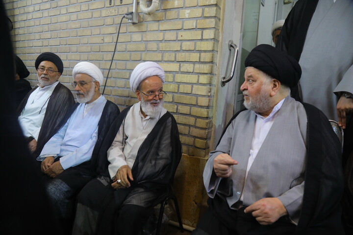 تصاویر / مراسم اربعین تدفین رهبر شهید در دفتر آیت الله العظمی سیستانی در قم