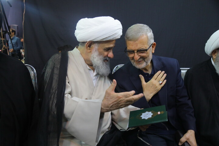 تصاویر / مراسم اربعین تدفین رهبر شهید در دفتر آیت الله العظمی سیستانی در قم